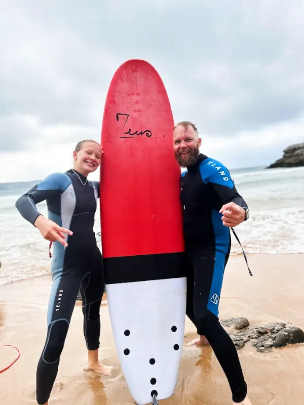 Clases de surf particulares para dos personas en Cantabria