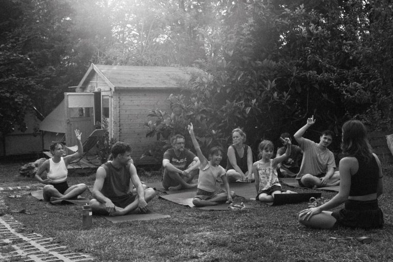 yoga-bio-surf-camp-01
